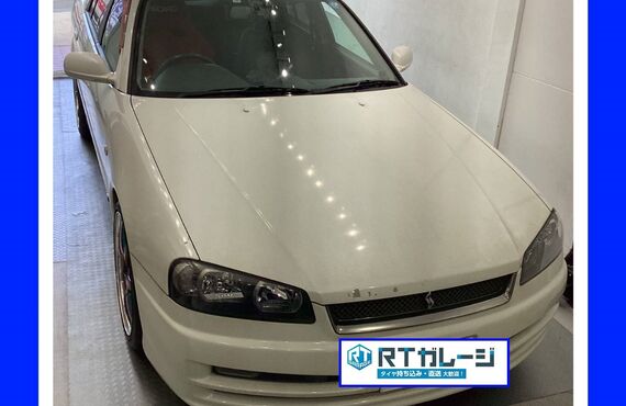 日産　スカイライン　18インチ　持ち込み　タイヤ交換は大阪の経験豊富なRTガレージにお任せください。