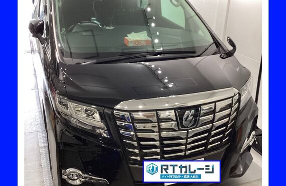 トヨタ　アルファード　１８インチ　持ち込み　タイヤ交換は大阪の経験豊富なRTガレージにお任せください。