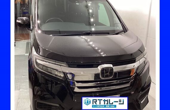 ホンダ　ステップワゴン　１6インチ　持ち込み　脱着タイヤ交換は大阪の経験豊富なRTガレージにお任せください。