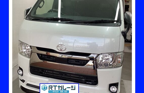 トヨタ　ハイエース　１５インチ　持ち込み　脱着タイヤ交換は大阪の経験豊富なRTガレージにお任せください。