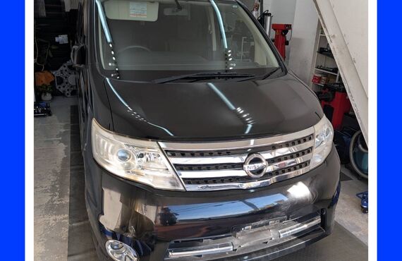 日産　セレナ　16インチ　持ち込み・直送タイヤ交換をされるなら経験豊富なＲＴガレージへお任せ下さい